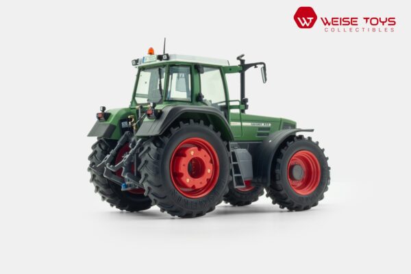 Fendt Favorit 822 met wielgewichten Limited Edition 1000 stuks 1:32 - Afbeelding 2