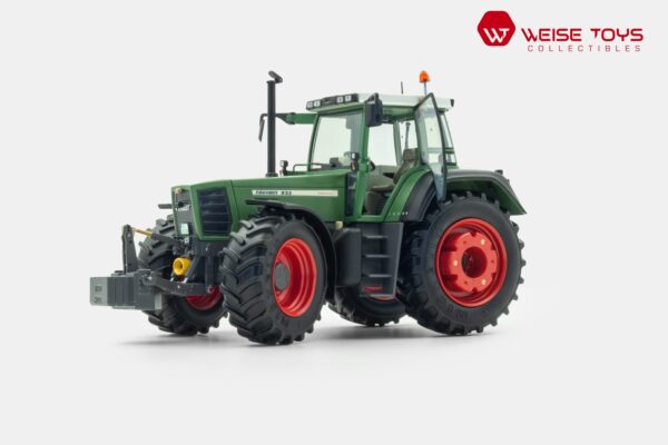 Fendt Favorit 822 met wielgewichten Limited Edition 1000 stuks 1:32