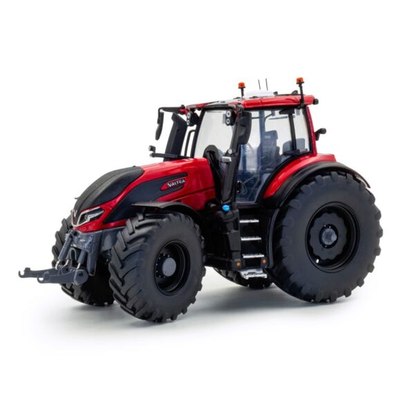 UH Valtra Q305 Rood Limited Edition 500 pcs 1:32