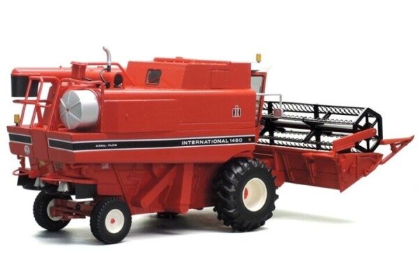 IH 1460 International Axial Flow Combine 1:32 – Image 2