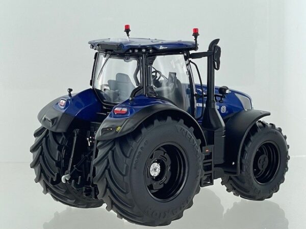 New Holland T7.340 Blue Power met Zwarte velgen Limited Edition 250 stuks 1:32 - Afbeelding 2