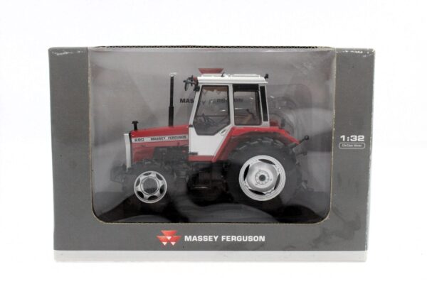 Massey Ferguson 690 - 4 WD - 1:32