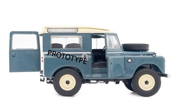 Landrover Series 3 88 safari top Marine blue 1:32 PRE-ORDER nog niet leverbaar